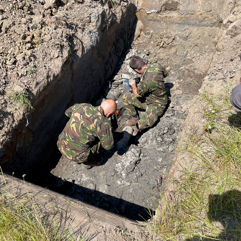 KWS OCE - detonatievoorbereidingen EOD.jpg